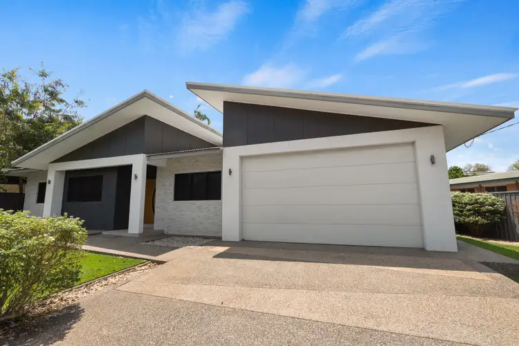 44 Lakeside Drive