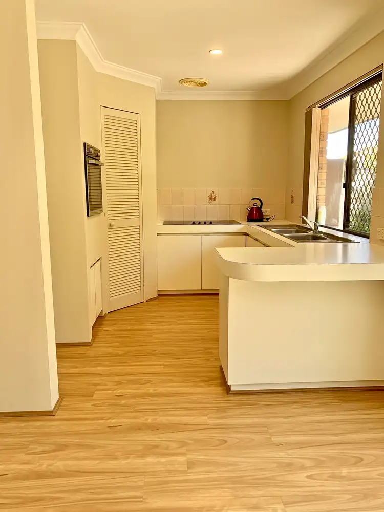 Main view of Homely villa listing, 5/9 Culworth Place, Bassendean WA 6054