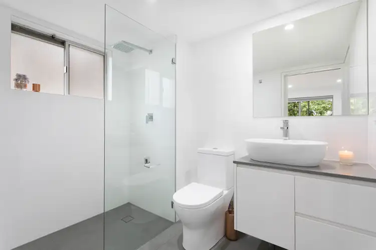 Fourth view of Homely apartment listing, 15/76-82 Glencoe Street, Sutherland NSW 2232