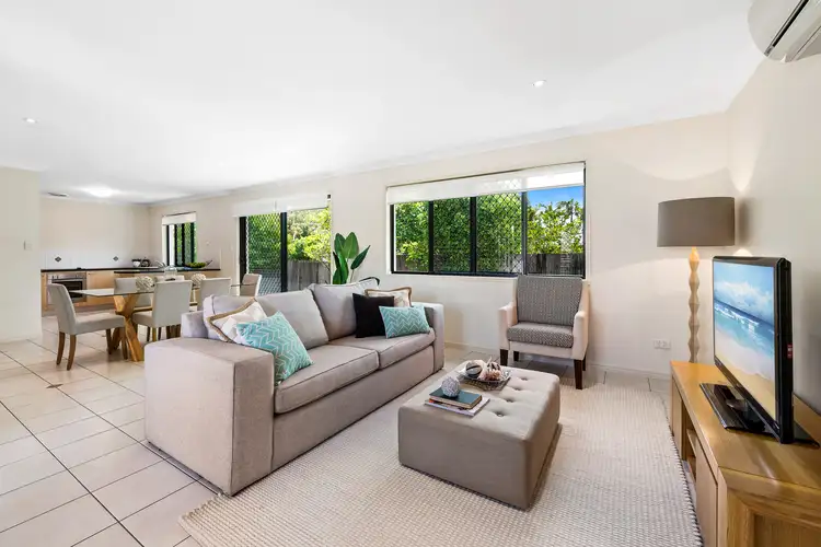 2/11 Nicholls Street, Caloundra QLD 4551