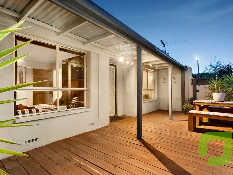 Main view of Homely unit listing, 2/26 Steele Street, Newport VIC 3015