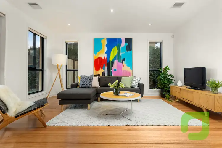 18 Waratah Drive, Altona Meadows VIC 3028