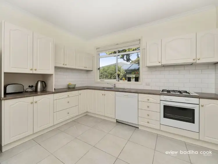 4 Frome Avenue, Frankston VIC 3199