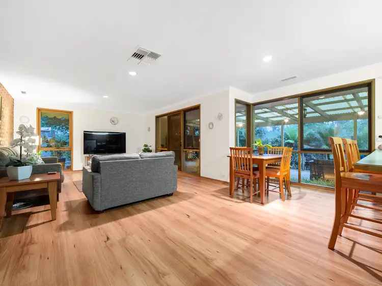 Fifth view of Homely house listing, 22 Alcon Court, Langwarrin VIC 3910