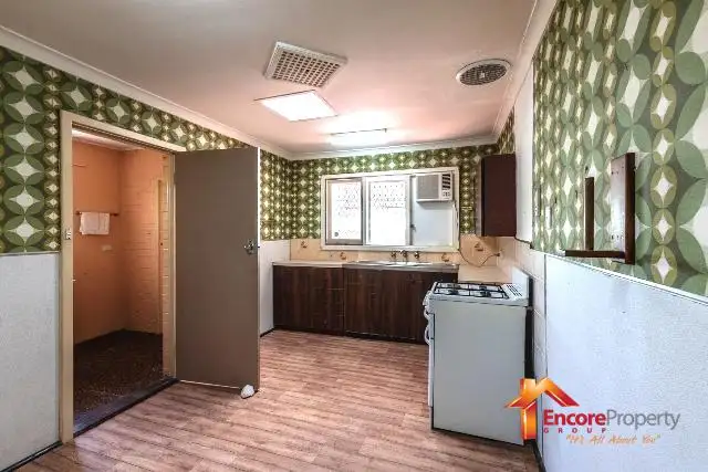 Fourth view of Homely house listing, 24 Bolton Way, Orelia WA 6167