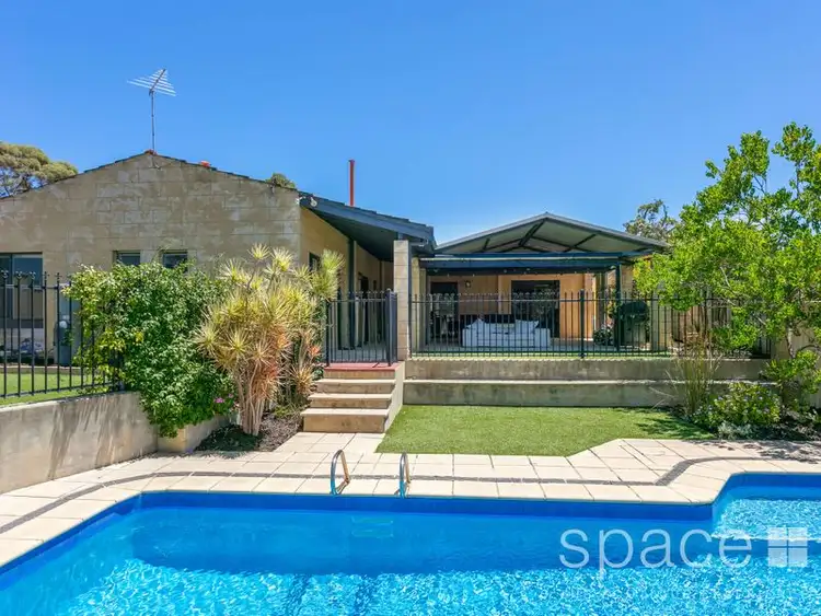 15 Stevens Street, Daglish WA 6008