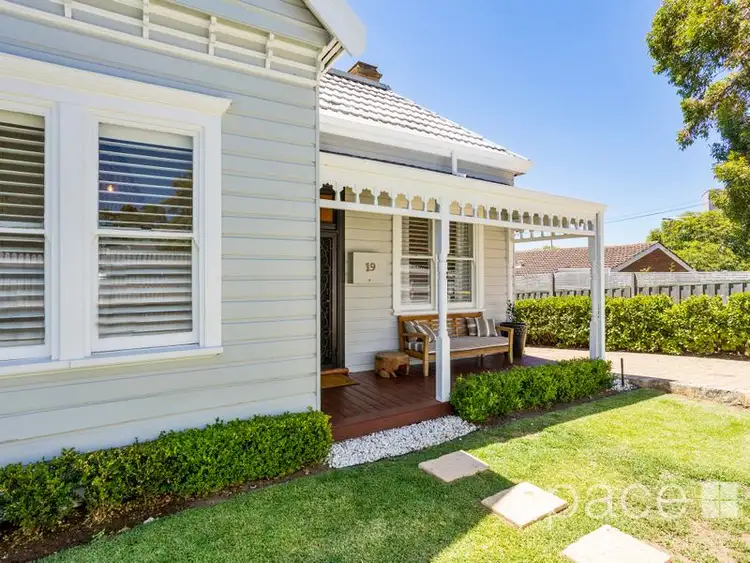 19 Wellington Street, Mosman Park WA 6012