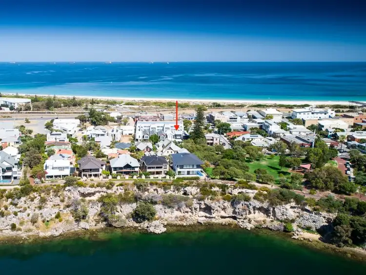 Second view of Homely house listing, 6/86 Thompson Road, North Fremantle WA 6159