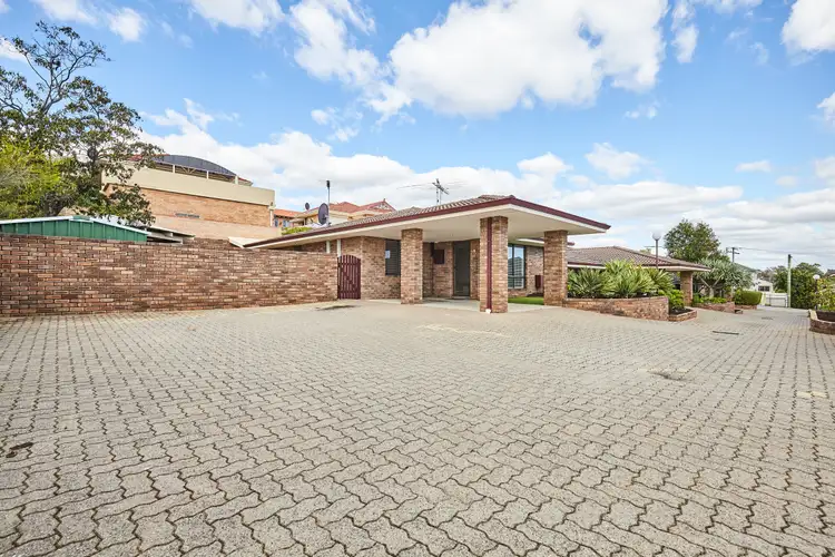 6/11 Kinsella Street, Joondanna WA 6060
