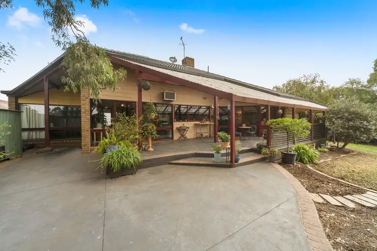 90 Lyrebird Drive, Carrum Downs VIC 3201