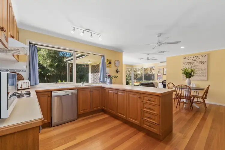 Sixth view of Homely house listing, 10 Bartlett Street, Frankston South VIC 3199