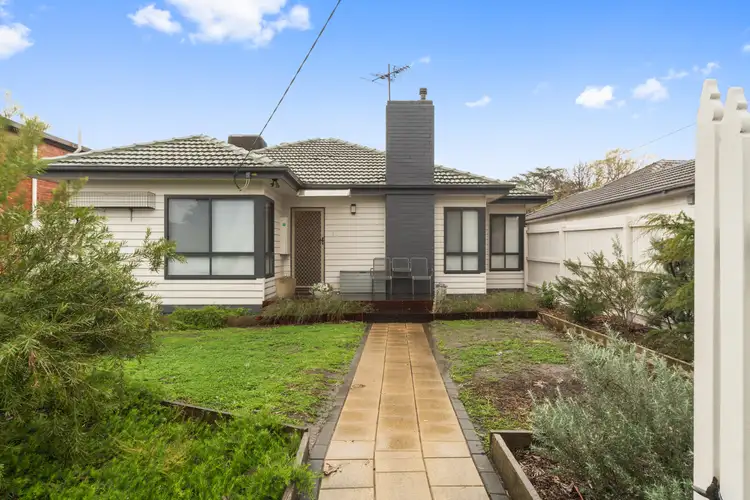 1/6 Wise Avenue, Seaford VIC 3198