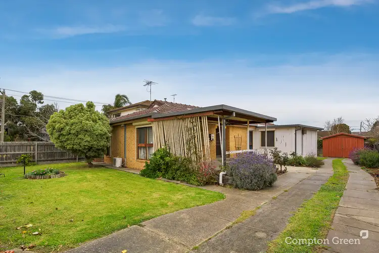 15 Burt Street, Altona VIC 3018