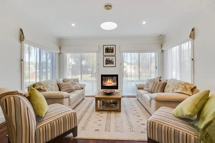 8 Marlo Place, Frankston VIC 3199