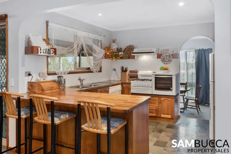 Sixth view of Homely house listing, 4 Rose Court, Somerville VIC 3912
