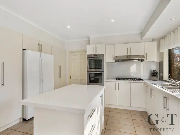 Second view of Homely house listing, 10 Kingston Heights, Frankston VIC 3199