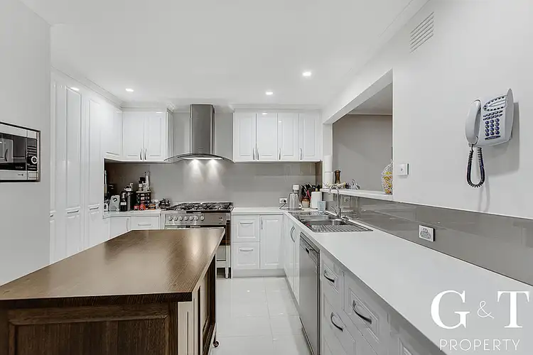 Sixth view of Homely house listing, 5 Saxonwood Court, Frankston VIC 3199