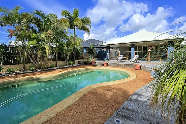 Second view of Homely house listing, 7 Garden View Court, Kalkie QLD 4670