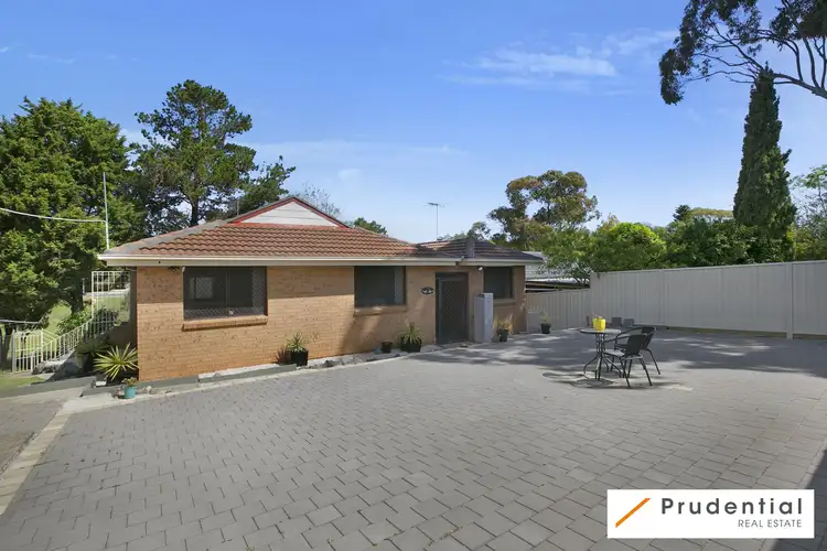 81 Woodcourt Street, Ambarvale NSW 2560