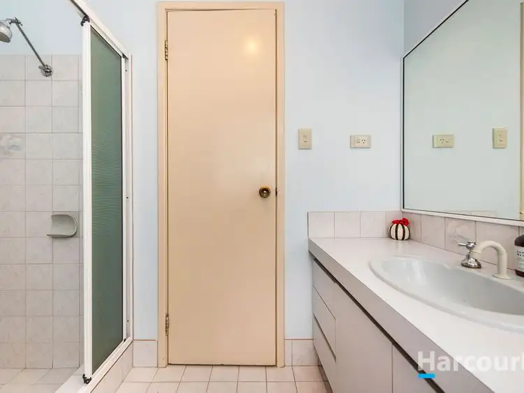 Fifth view of Homely house listing, 5 Alola Court, Alexander Heights WA 6064