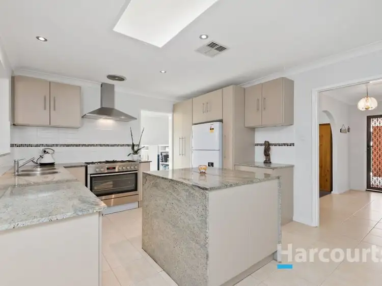 38 Buchanan Way, Padbury WA 6025