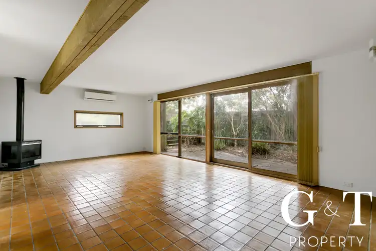 Sixth view of Homely house listing, 2 Saxonwood Court, Frankston VIC 3199