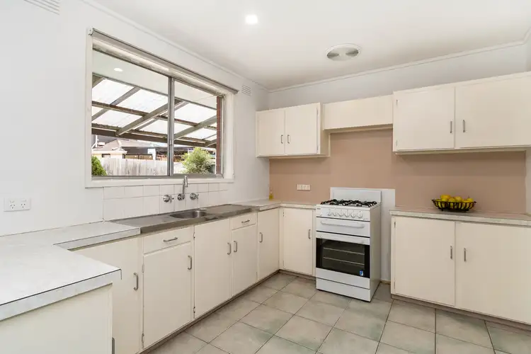 Fifth view of Homely house listing, 7 Carramar Drive, Frankston VIC 3199