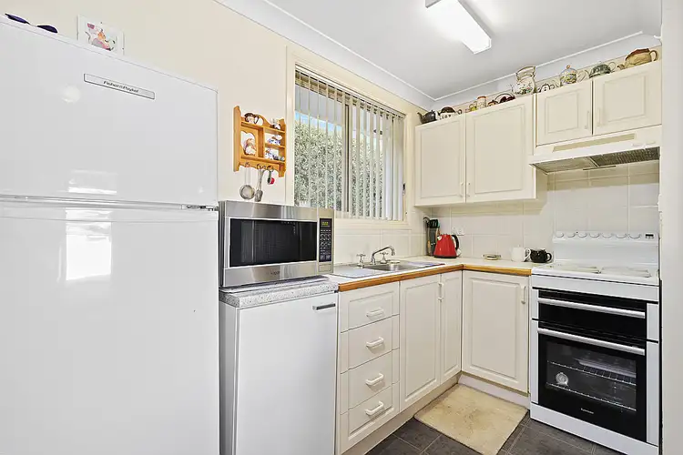 Fifth view of Homely unit listing, 8/17-19 Peter Crescent, Batehaven NSW 2536