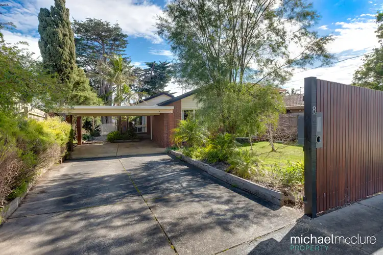 Second view of Homely house listing, 8 Ferndale Drive, Frankston VIC 3199