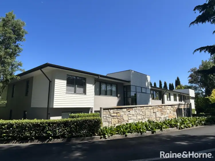 9 Kangaloon Road