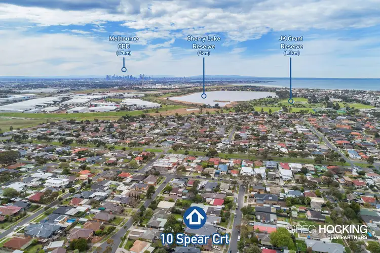 10 Spear Court, Altona VIC 3018