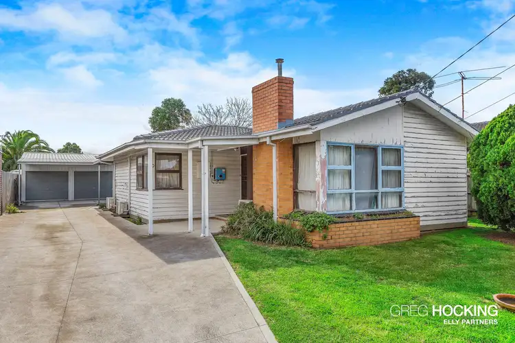 Second view of Homely house listing, 10 Spear Court, Altona VIC 3018