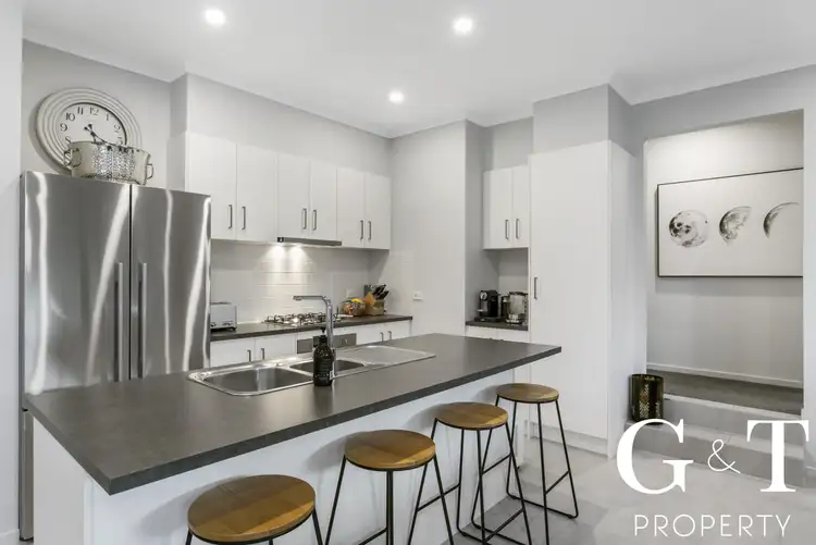 Second view of Homely unit listing, 2/113 Franciscan Avenue, Frankston VIC 3199