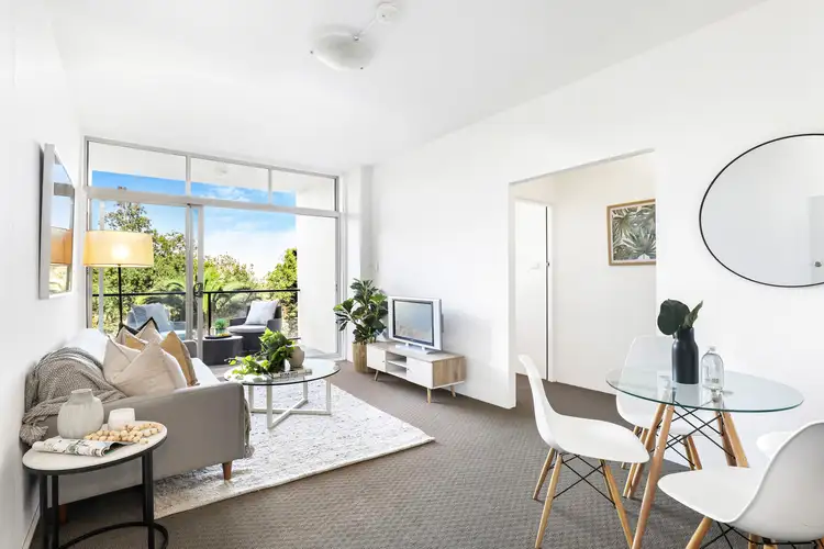 2/80 Bent Street, Neutral Bay NSW 2089