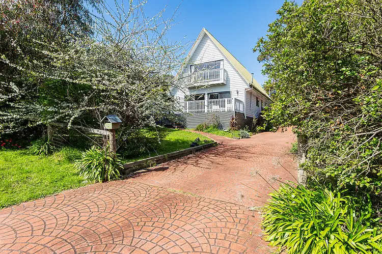 3 Fairway Crescent, Mccrae VIC 3938