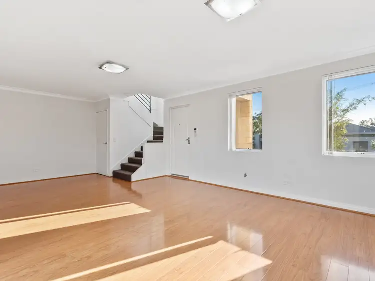 Fourth view of Homely house listing, 31 Kenwick Way, Balga WA 6061
