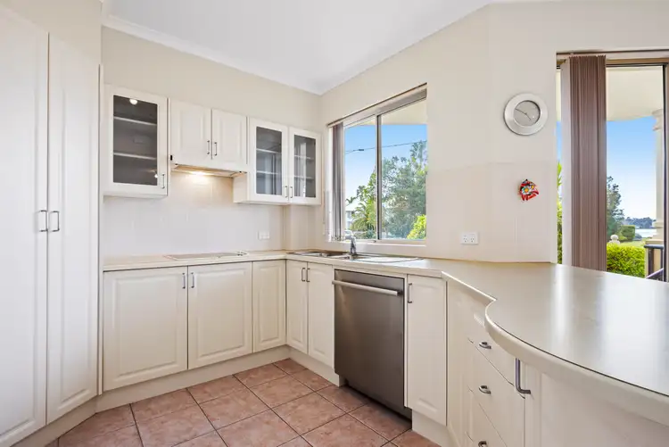 Fifth view of Homely unit listing, 2/48 Beach Road, Batemans Bay NSW 2536