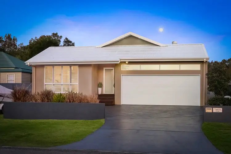 Third view of Homely house listing, 21 Magnolia Avenue, Davistown NSW 2251