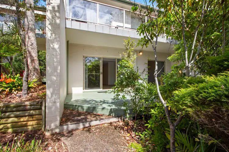 Main view of Homely unit listing, 17/12-18 Newth Place, Surf Beach NSW 2536