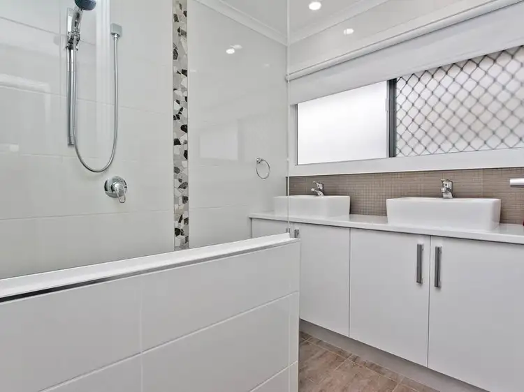 Sixth view of Homely house listing, 4 Massie Court, Brahma Lodge SA 5109