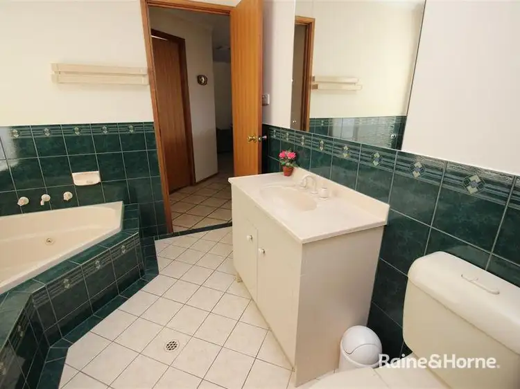 Fifth view of Homely house listing, 16 Endeavour Court, Coffin Bay SA 5607