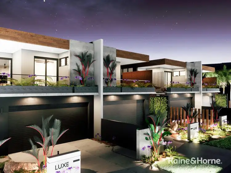 16-18 AMPHORA STREET, Palm Cove QLD 4879