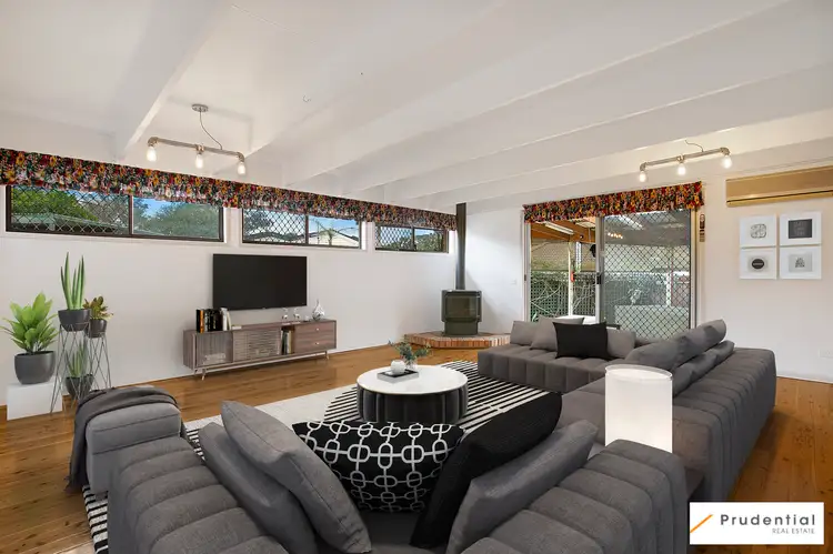 3 Gwydir Place, Campbelltown NSW 2560