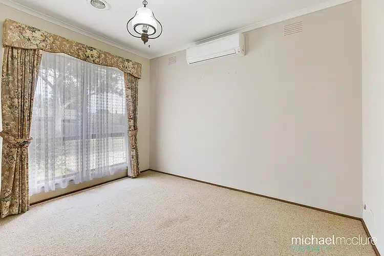 Seventh view of Homely house listing, 2 Limosa Close, Frankston VIC 3199