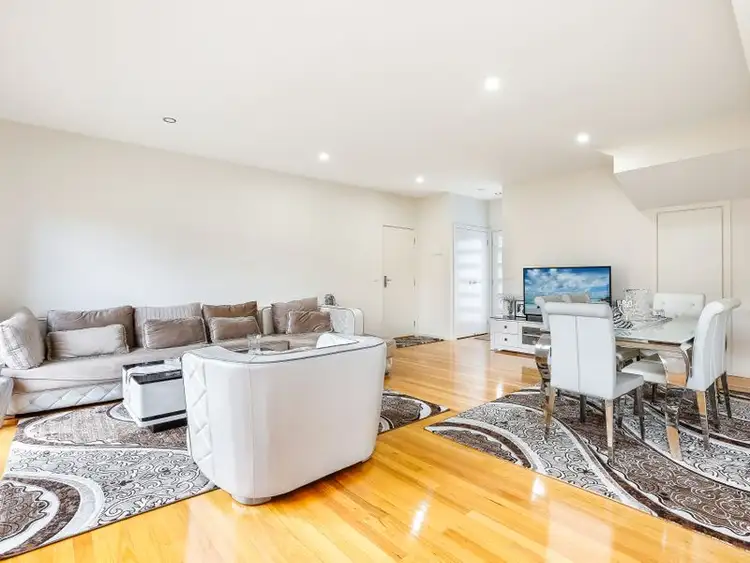Second view of Homely house listing, 6/715 PASCOE VALE ROAD, Glenroy VIC 3046