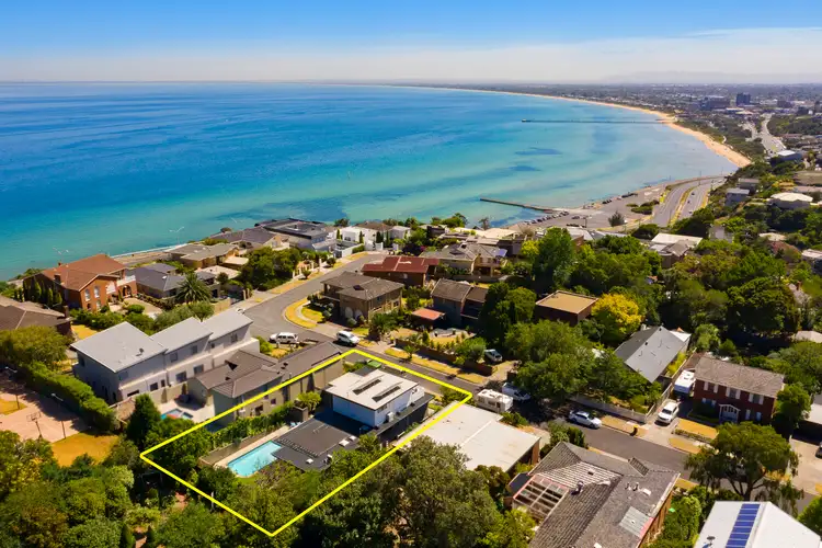 31 Menzies Close, Frankston South VIC 3199