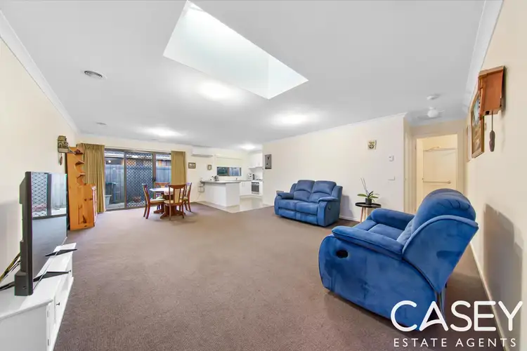Fifth view of Homely house listing, 2/8 William Street, Cranbourne VIC 3977