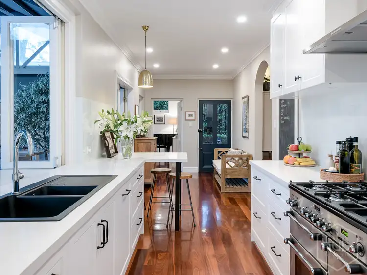 26 Waroonga Road, Nedlands WA 6009
