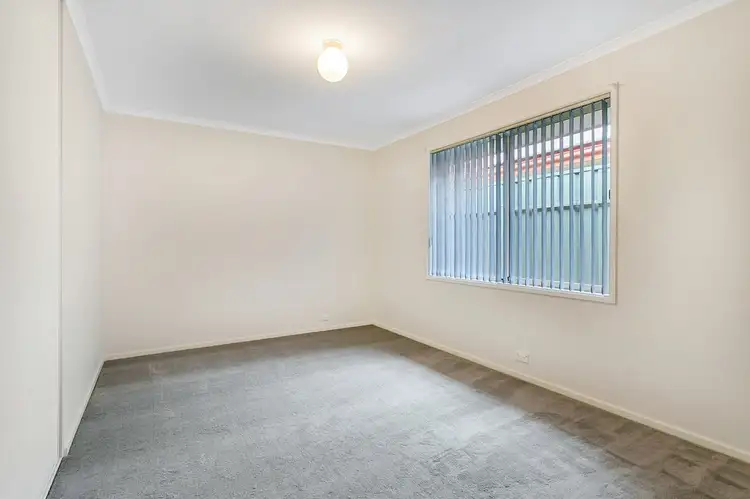 Fourth view of Homely house listing, 2 Fernbank Court, Morphett Vale SA 5162