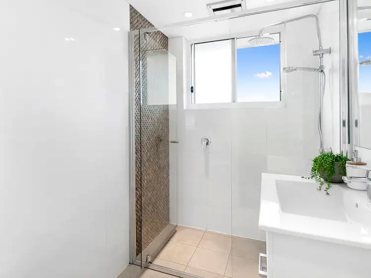 Sixth view of Homely apartment listing, 10/172 Pacific Parade, Dee Why NSW 2099